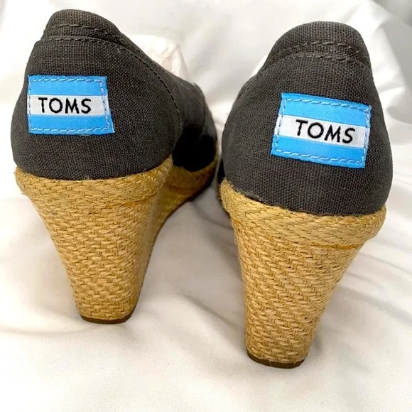 Toms Gray Espadrilles Canvas Top Heel Sandals Peep Toe size 7 - Picture 6 of 6